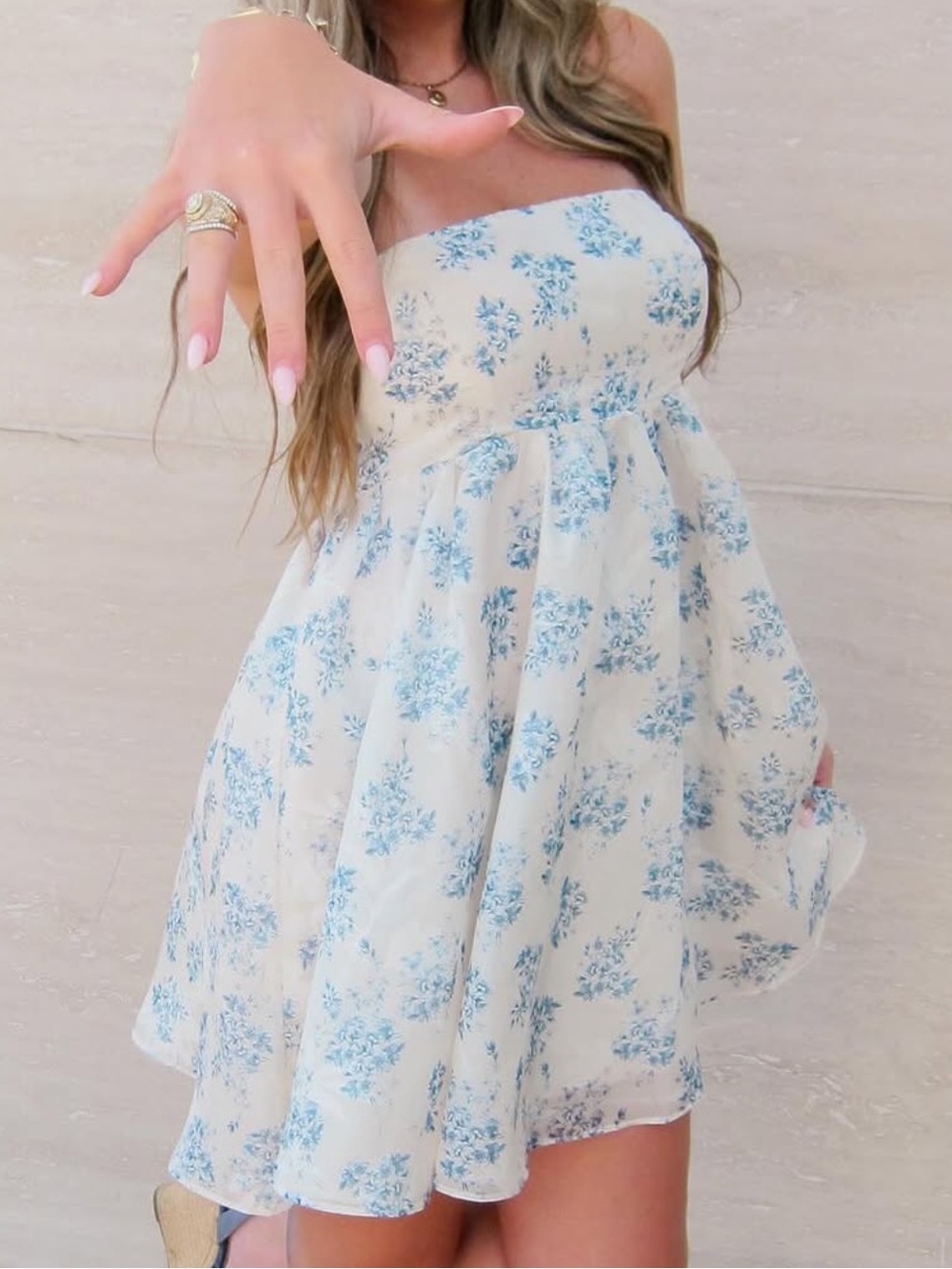 Selfie Leslie Strapless Floral Dress in Cream and Blue
